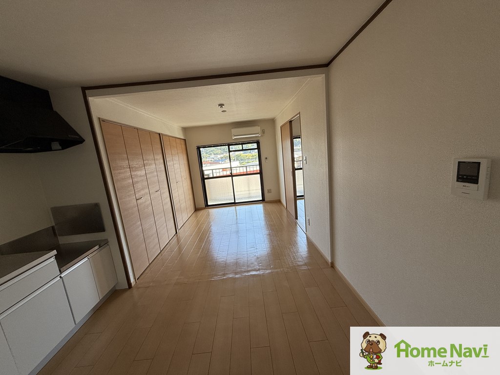 居室・リビング　エアコン付きです。