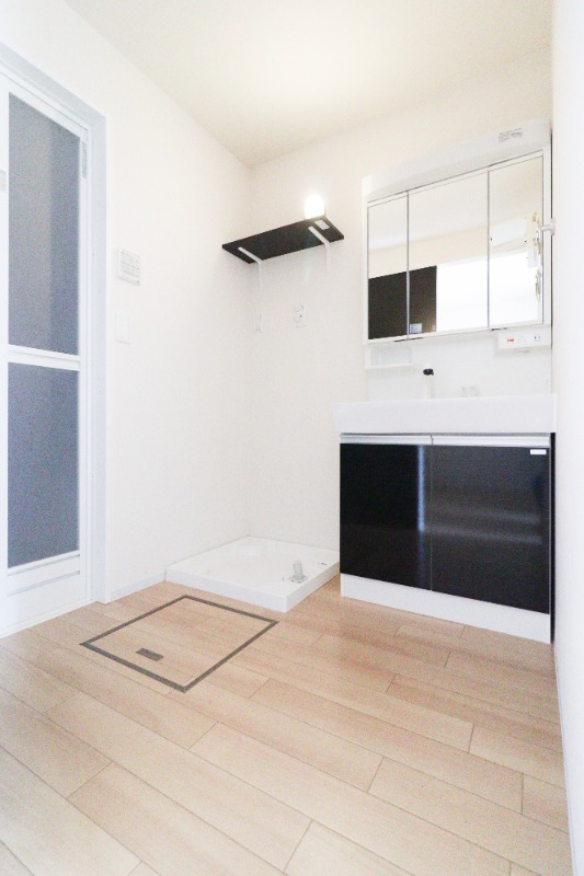 洗面設備　図面と現状に相違がある場合には現状を優先