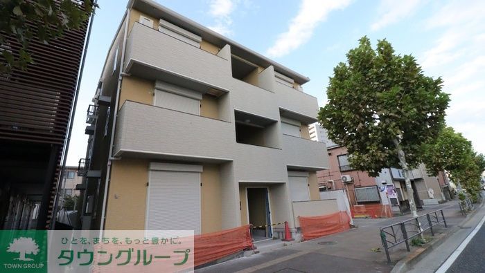 横浜市鶴見区生麦のアパートの建物外観