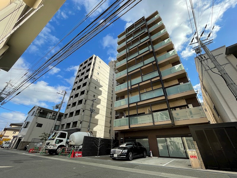 神戸市東灘区深江本町のマンションの建物外観