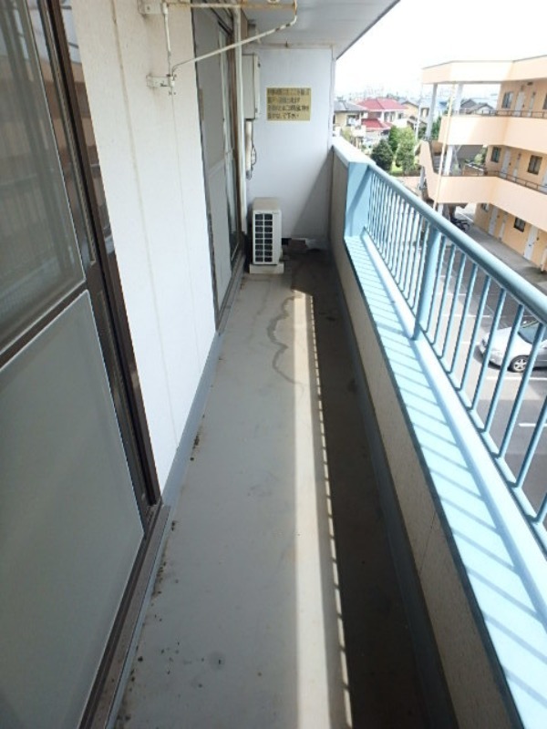 バルコニー　図面と現状に相違がある場合には現状を優先