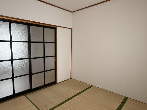 居室・リビング　室内