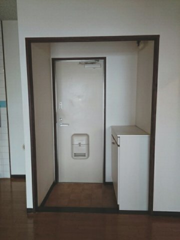 玄関　ゆったりとした玄関です