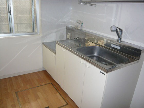 キッチン　※別部屋の写真です
