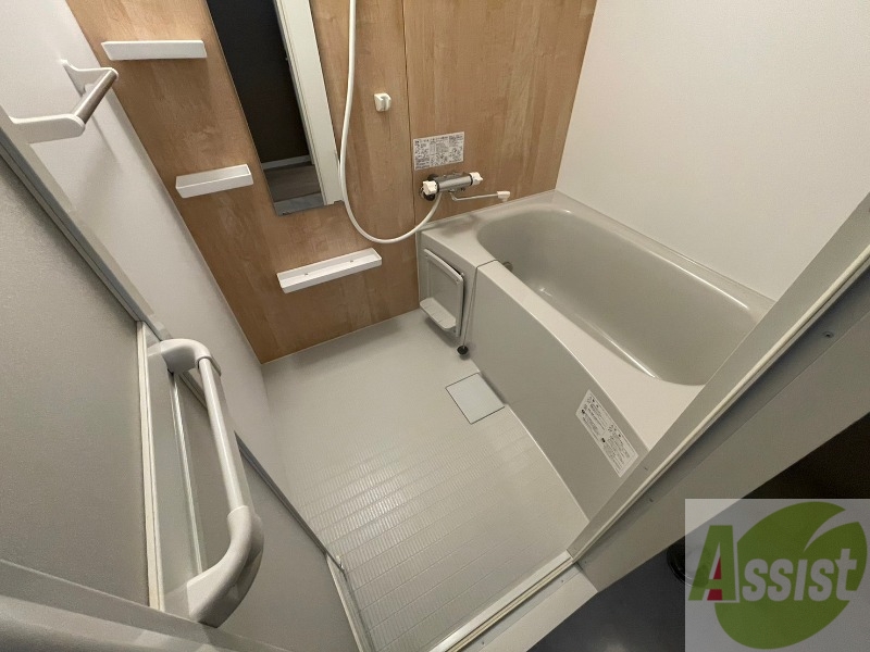 バス・シャワールーム　お風呂になります。一日の疲れを癒してくださいね。