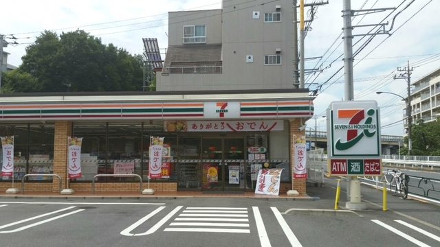 コンビニ　セブンイレブン日野大坂上店（コンビニ）まで413m