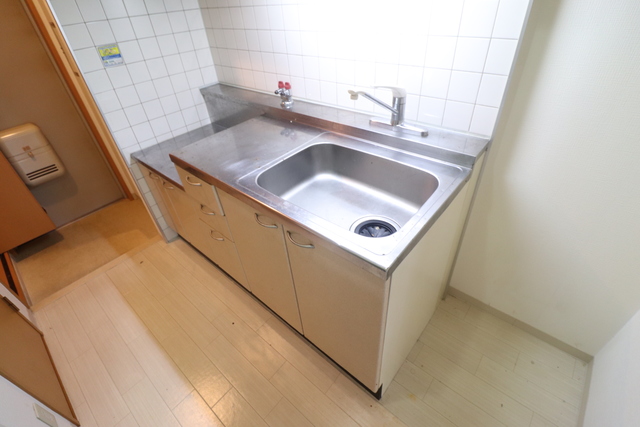 キッチン　２口ガスコンロ設置可能