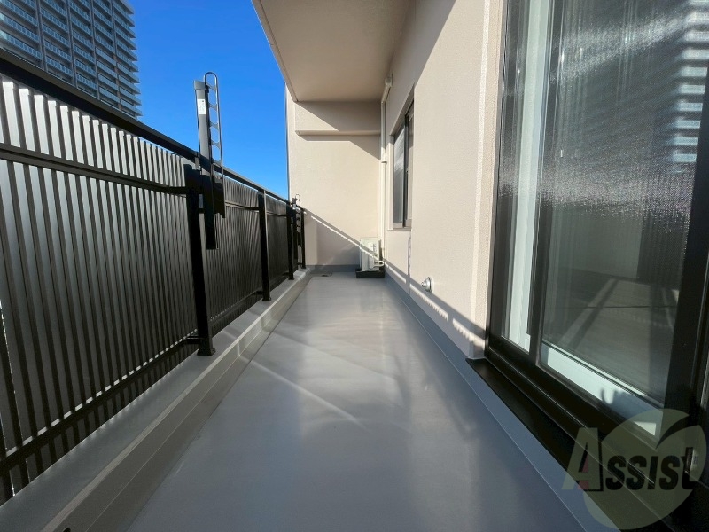 バルコニー　バルコニーです。洗濯物を干したり一息ついたりできますね！