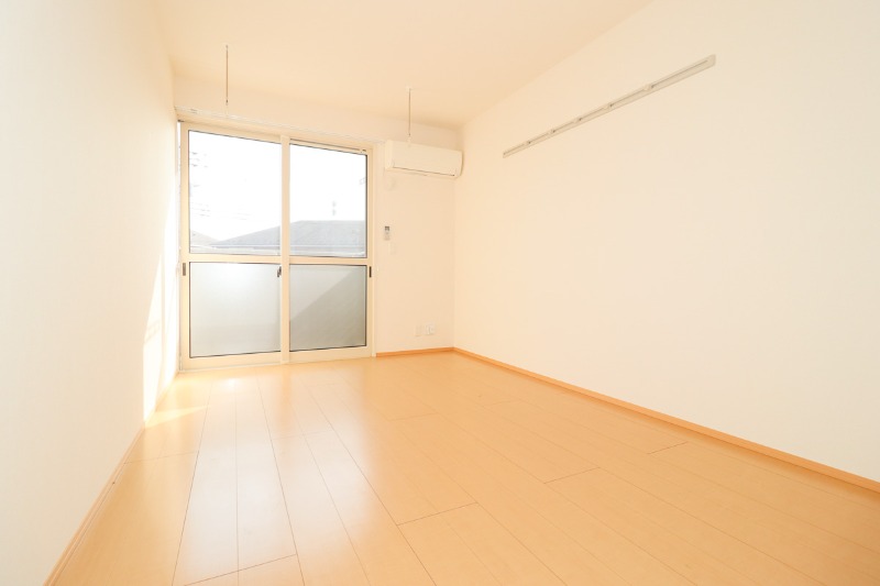 居室・リビング　図面と現状に相違がある場合には現状を優先