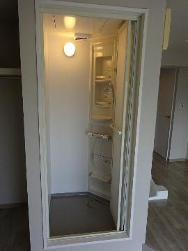 　バス・シャワールーム　シャワー