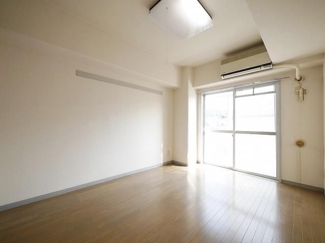 居室・リビング　★お部屋探しは、タウンハウジング多摩センター店へ★