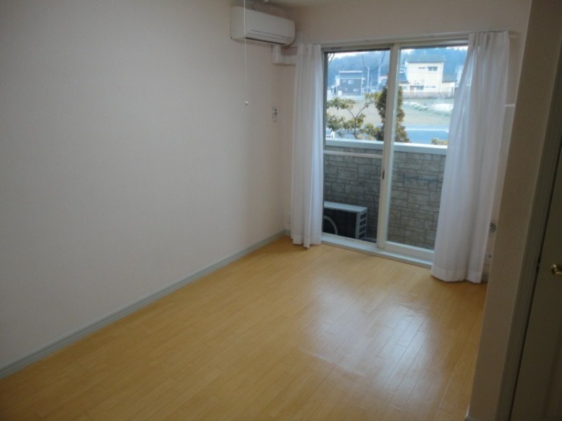 居室・リビング　図面と現状に相違がある場合には現状を優先