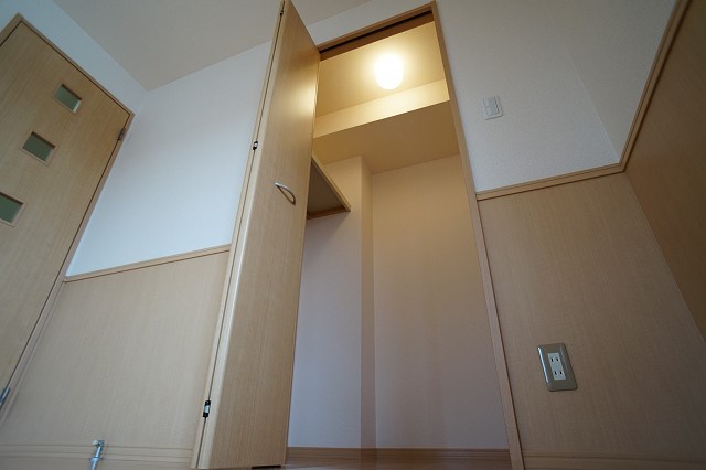 収納　別部屋参考写真