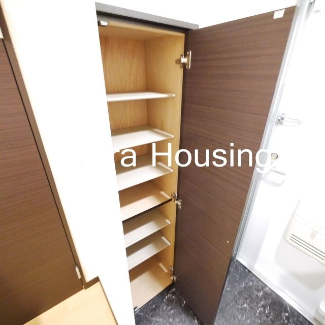 玄関　下駄箱完備の玄関★