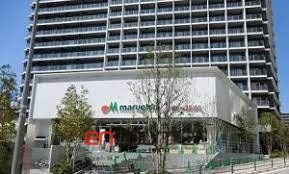 スーパー　マルエツ新宿六丁目店（スーパー）まで120m