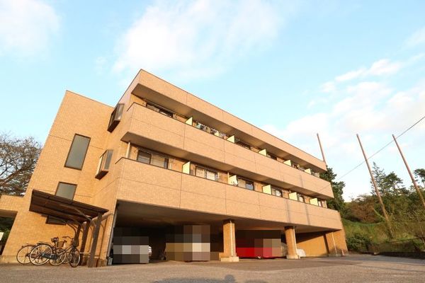 建物外観　陽当たり良好！