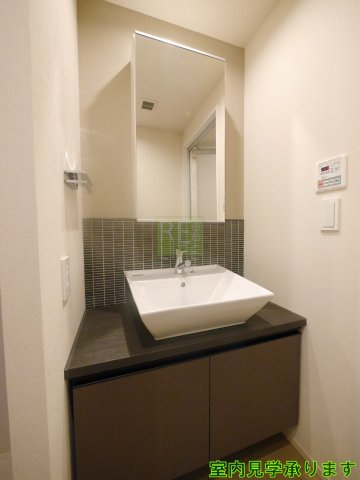 洗面設備　レーヴ半蔵門