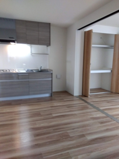 居室・リビング　※別部屋の写真です