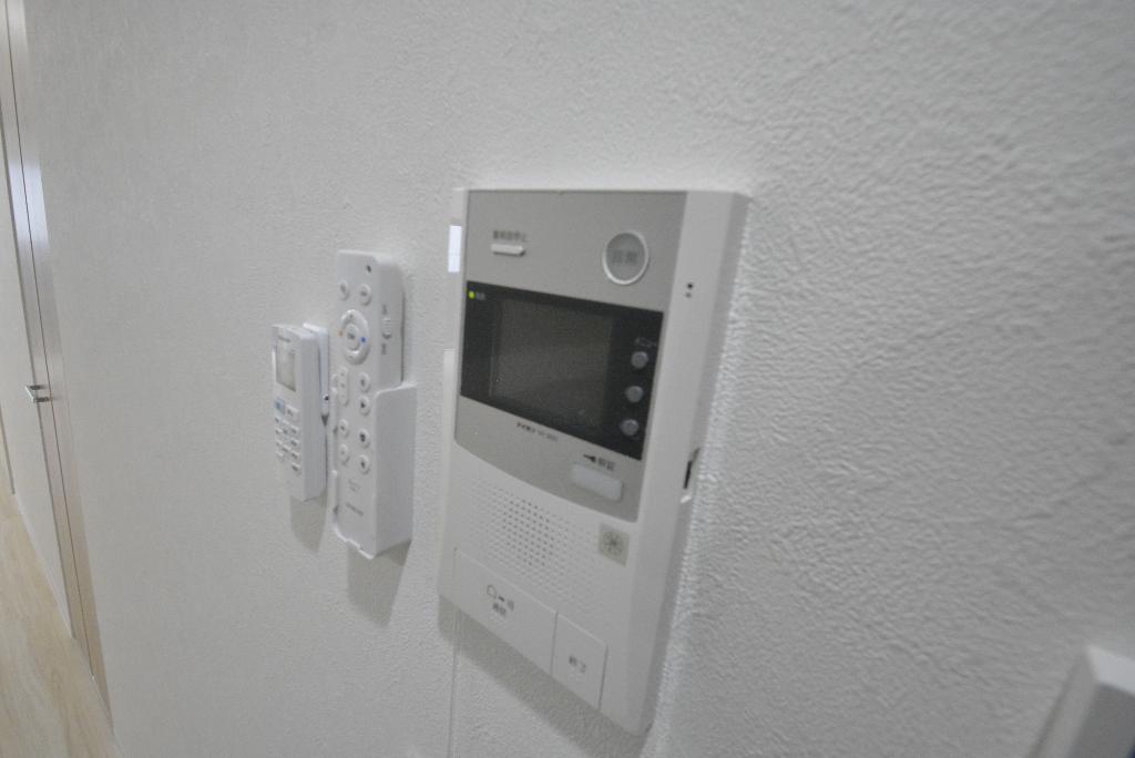 セキュリティ　カメラ付インターホン