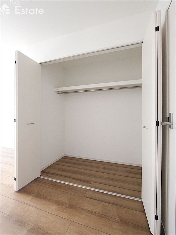 収納　充実クローゼット　※モデルルーム参考写真