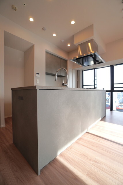 キッチン　※写真は同タイプ住戸です。