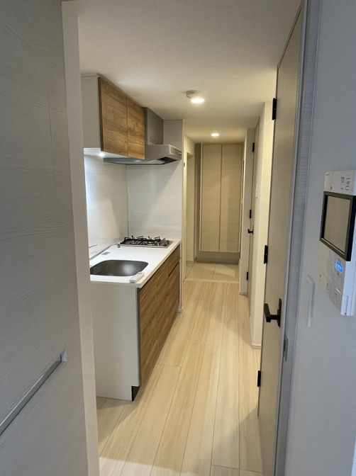 玄関　弊社は都内全域の物件をご紹介可能です！