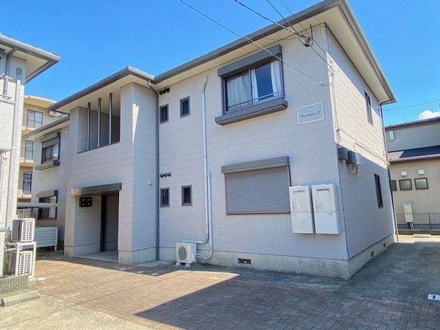 建物外観　☆ＣＭでもおなじみ積水ハウス施工の賃貸住宅「シャーメゾン」！