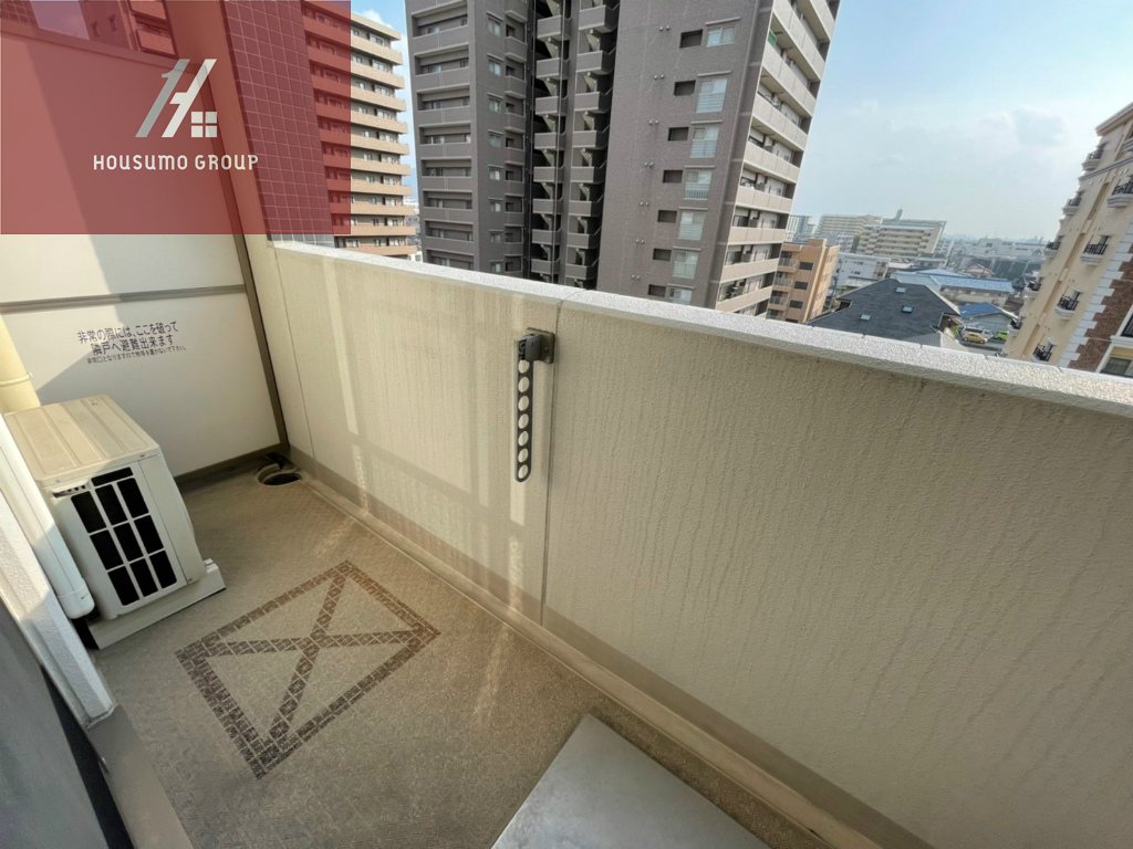 バルコニー　お洗濯にも便利なバルコニー付き