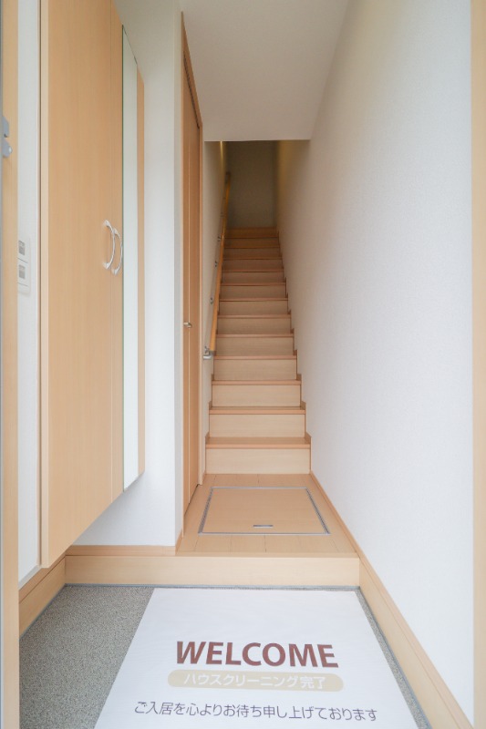 玄関　図面と現状に相違がある場合には現状を優先