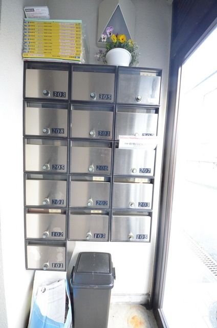 エントランス　♪集合ポスト♪