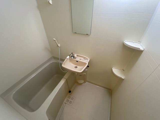 バス・シャワールーム　※同施工会社のイメージ写真※