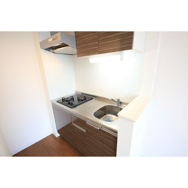 キッチン　※写真は404号室