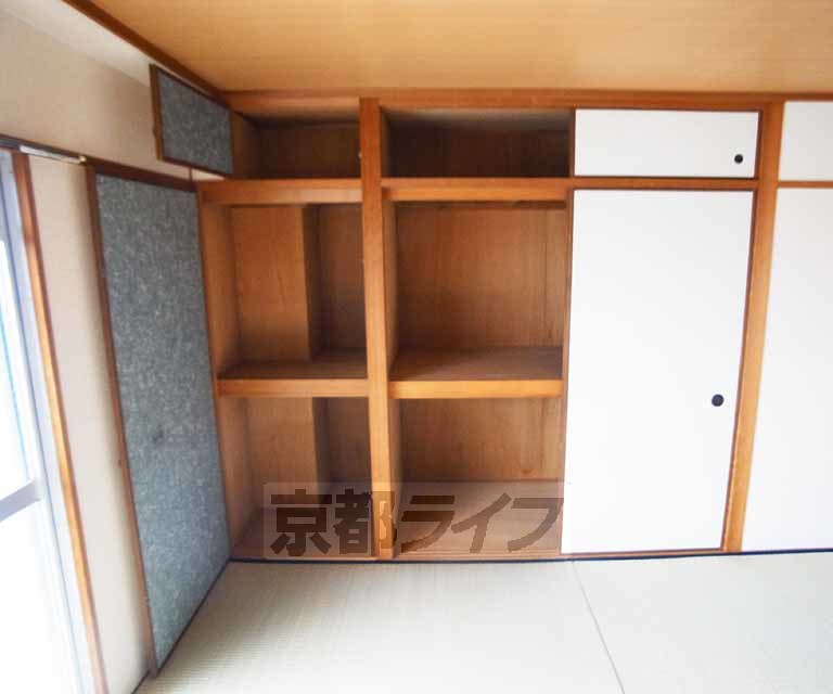 収納　４０２号室写真です　たっぷり収納