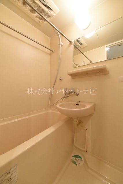 バス・シャワールーム　バス