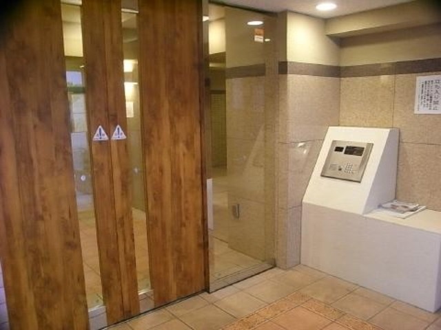 ロビー　セキュリティ