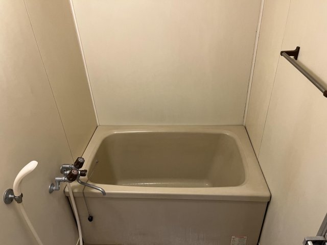 バス・シャワールーム　退去予定につき別居室を参考に掲載しております