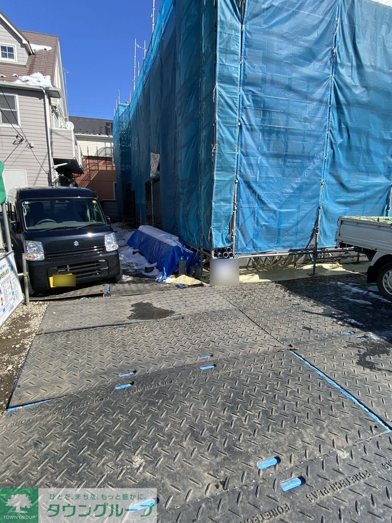 エントランス　駐車場