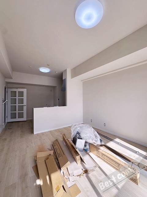 居室・リビング　リフォーム中　同一間取り　別号室の写真です