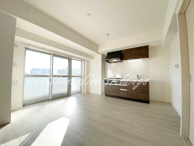 居室・リビング　白基調なLDK♪