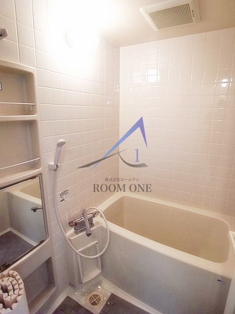 バス・シャワールーム　お風呂です。