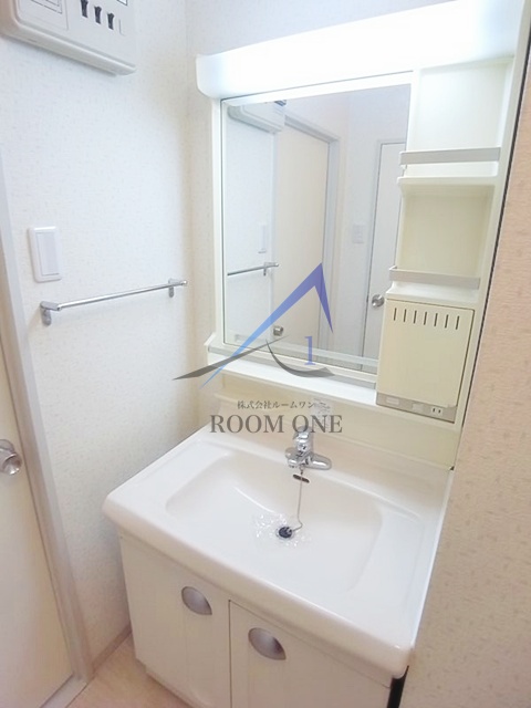 洗面設備　独立洗面台です。