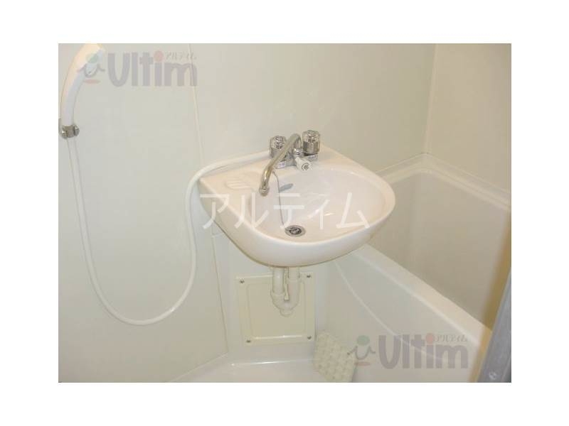 バス・シャワールーム　別室の画像です、ご参考までに