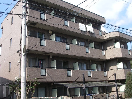 建物外観　バストイレ別タイプ♪安心のオートロック♪東南向陽当たり良好♪