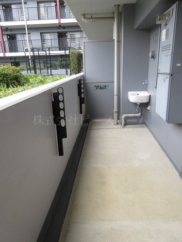 バルコニー　※別号室参考写真