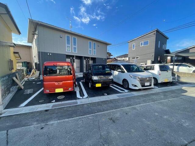 駐車場　駐車場