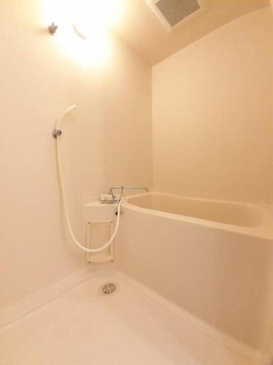 バス・シャワールーム　浴室