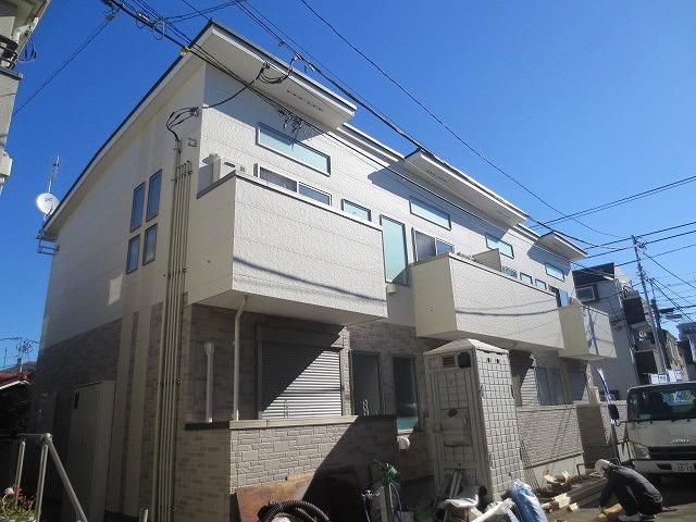 建物外観　★駅からスグで住環境良好★