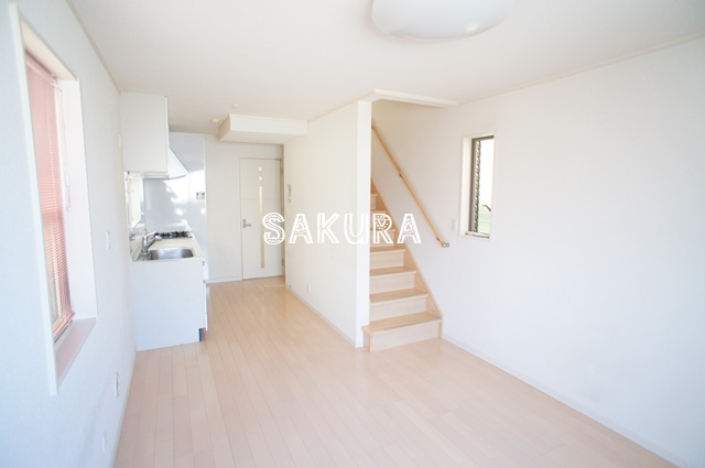 居室・リビング　開放感のあるゆったりとしたお部屋です♪