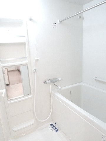 バス・シャワールーム　風呂
