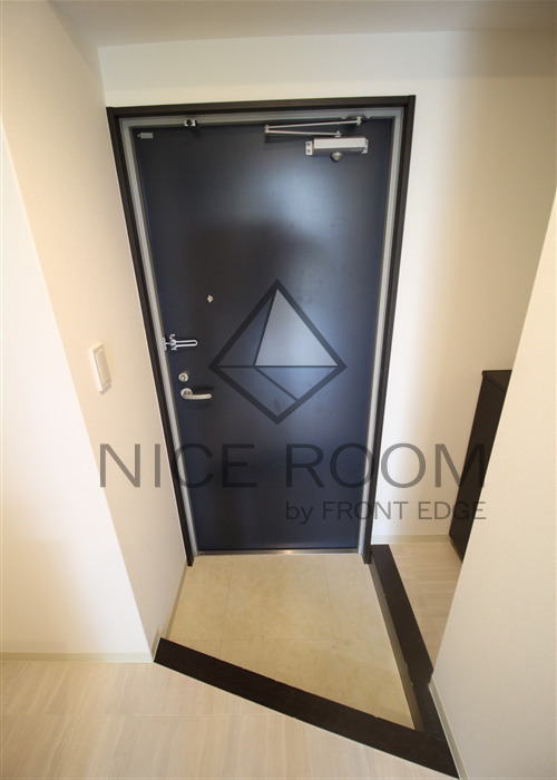 玄関　ＥＬＬＥ難波ＷＥＳＴ　玄関